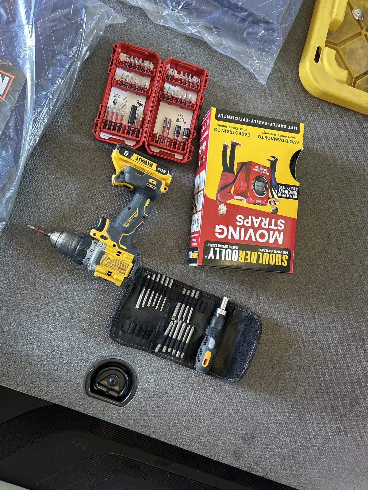 Power drill, bit sets and moving straps