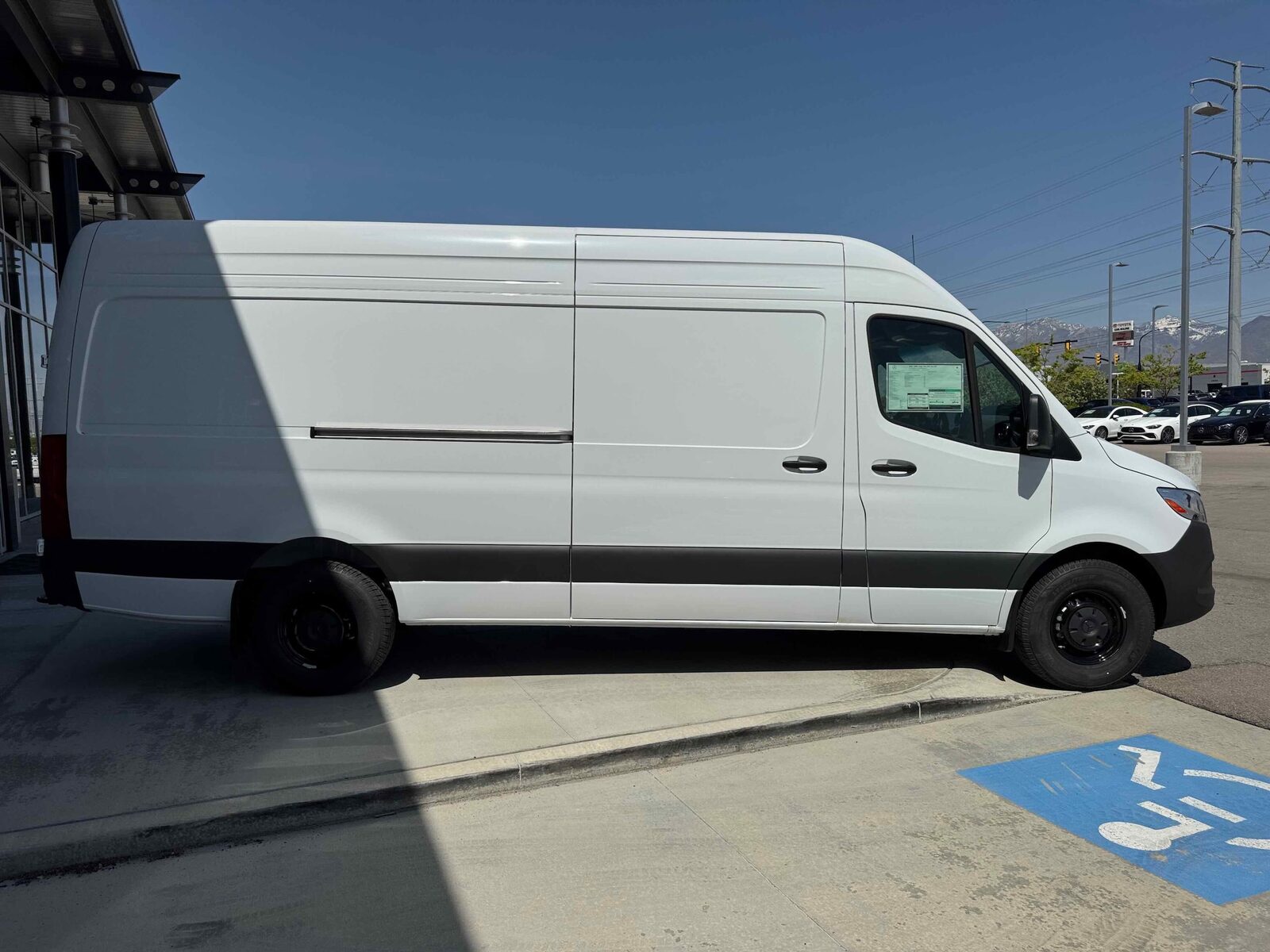 Mercedes Sprinter cargo van, side profile